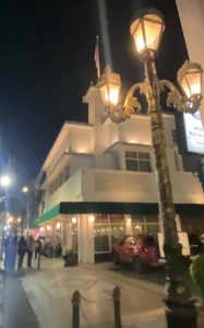 Rek Rek Ayo Rek Mlaku Mlaku Nang Tunjungan