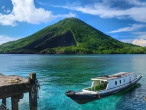 Berjalan di Pulau Rempah, Banda Neira yang Penuh Sejarah